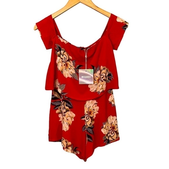 NWT Missguided Red Floral Off Shoulder Romper Jumpsuit Size 2 - Picture 1 of 7